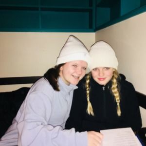 Meet your Posher, Caroline